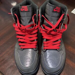 Nike Fearless Reflective Black and Red Zoom Air Sneakers size 10
